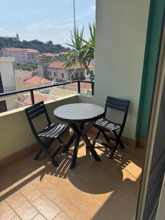 Luxury Green Apartment - 2