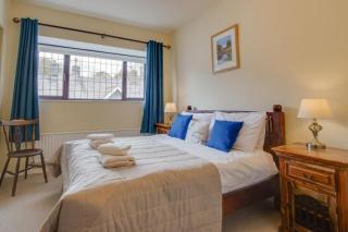 Jaret House - Tideswell - 1