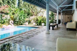 3BR, Sanur, Villa, Warm Pool, Piano, King, Tubs - 3