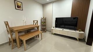 Bright 1 BR Apartment Near Airport - Lahore - 6