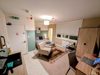 Private studio kitchenette & ensuite - 0