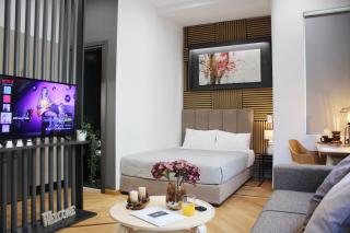 ARIS Premium Accommodations - 6