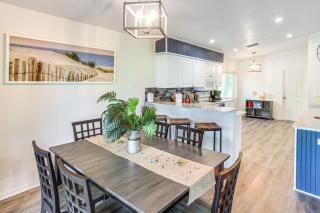 Swim, Golf and Hike Family Home in Rotonda West! - 2