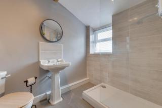 Beau Cottage - 2