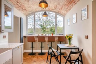 The Coach House - Bridport - - 5