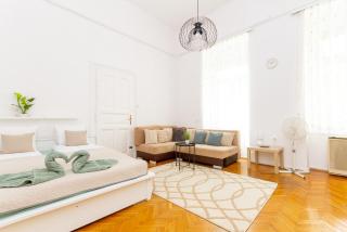 3BDR Spacious Stay Getaway Suite by NW - 5