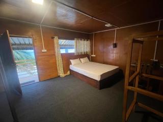 Golden Beach Hotel & Restaurant - Trincomalee - 9