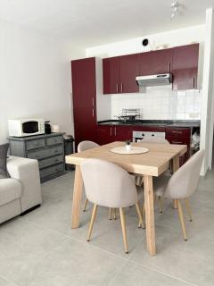 Appartement centre ville - Saint-Pée-sur-Nivelle - 9