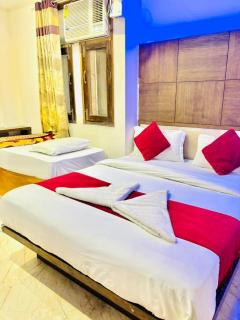 Hotel Saffron By A1Rooms - New Delhi - 0
