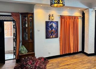 Spacious 5-Bedroom- TheNest Heritage Villa Near Pashupati- Luxury Stay in Kathmandu - Kathmandu - 4