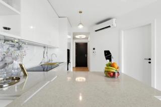 Golden Suite, RIVER&OLD TOWN VIEW, FREE Parking - Bratislava - 2