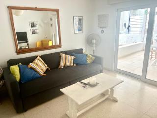 2 bedroom maisonette, 50m from the sea - Oroklini - 9