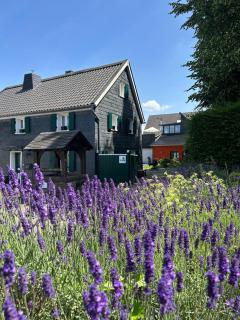 Wohnen im Grünen - direkt am Jakobsweg - Overath - 5