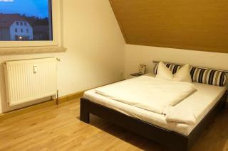 Flat for 6 best price for month best for workers - 5