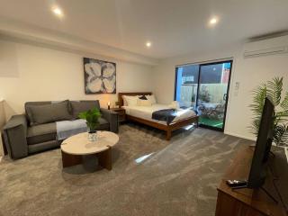 Inner City Studio Retreat - 0