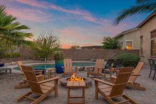 Mountain View Retreat Pool, Firepit Pool table Fun - 5