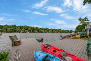 beautiful lakefront lodge - 8