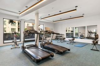 Designer Stay in Arts District, Walk to Little Tokyo - 8