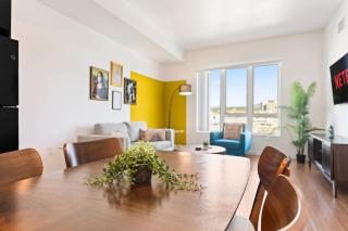 Designer Stay in Arts District, Walk to Little Tokyo - 4