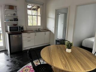 Blue Haze Retreat - studio with kitchenette - 1