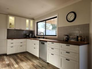 Fettlers Lodge zigzag railway peaceful acreage -  - 5