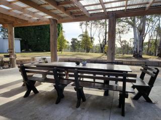 Fettlers Lodge zigzag railway peaceful acreage - - 1