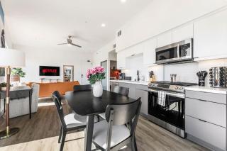 Skyline Haven Near Dodger Stadium with Views - 3