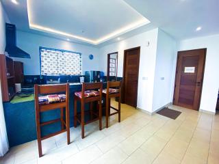 HEINERS SANDBOX DIANI Beach - 5