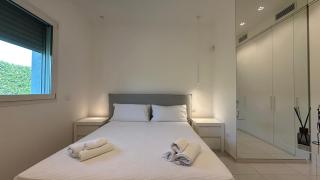 Luxury Design Pool and Solarium - Fontane Bianche - 6