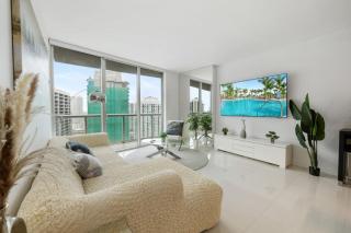 Icon Brickell Condo with Pool, Spa, Gym and City Views - 4