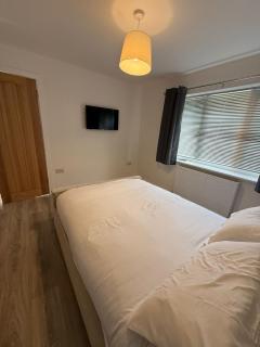 3 Bed Home From Home Contractor & Family Stay DY5 - Woodside - 4