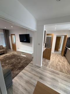 3 Bed Home From Home Contractor & Family Stay DY5 - Woodside - 8