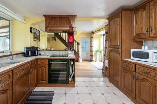 Fox's Lair Farmhouse - 7