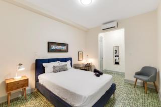 Bright Apartment in Miramar with Equipped Bathroom and Prime Location - 5