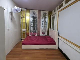 Red & Blue Guesthouse - Phnom Penh - 0