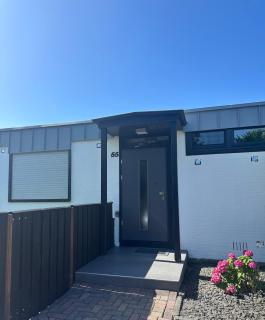 Bungalow kleine Deichperle, Strand und Deich in unmittelbarer Nähe! - Lemmer - 0