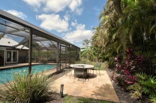 Oasis with Enclosed Heated Pool - 6