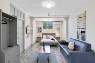 Apartment for 4 with Power Generator & Modern Kitchen - San Juan - 0
