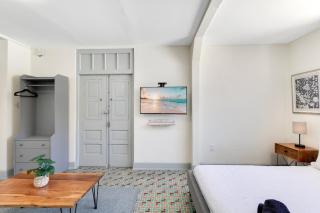 Apartment for 4 with Power Generator & Modern Kitchen - San Juan - 3