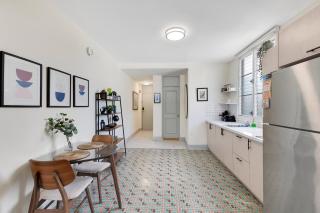 Apartment for 4 with Power Generator & Modern Kitchen - San Juan - 2