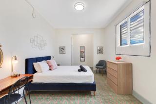 Chic & Cozy Stay in Trendy Miramar - 9