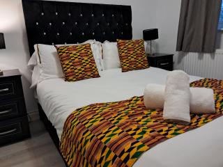 FANTASTIC COZY 3bed Hse London ExCEL Free Parking WIFI Sleeps 6 - London - 1