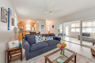 1 Mi to Moody Beach Cottage with Pool Access! - 0