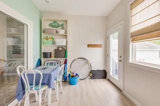 1 Mi to Moody Beach Cottage with Pool Access! - 7