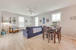 1 Mi to Moody Beach Cottage with Pool Access! - 1