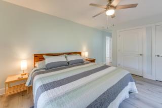 5 Mi to Dtwn Beaufort Home with Screened-In Patio - 1
