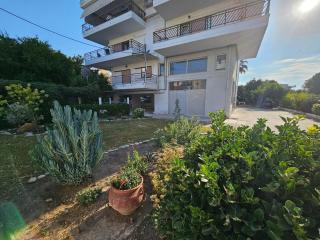 Peaceful Flat with Sea Air - 4