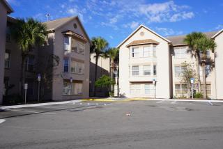 Condo 2 Queen Beds-disney-universal - 1