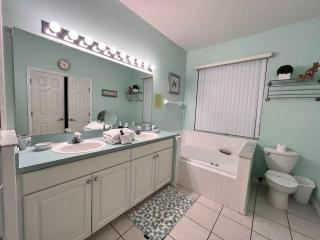 Villa Near Disney Jacuzzi Pool 4bed-3baths - 1