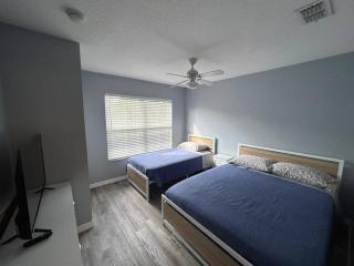 Newly Renovated 4 Bed 3 Bath Townhome Near Disney - Kissimmee - 6